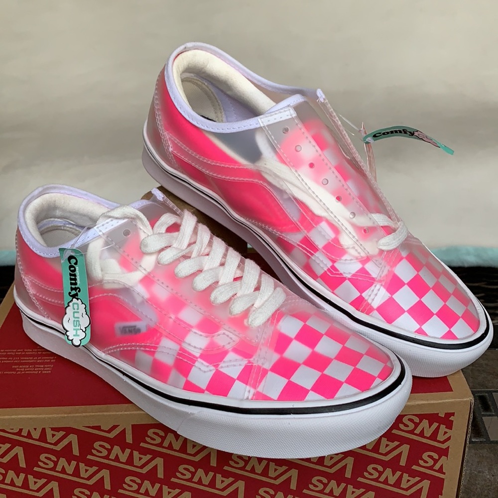 Vans Pink and White Checkerboard Low-Top Sneakers